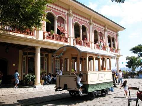 Tour Histórico por el Parque de Guayaquil