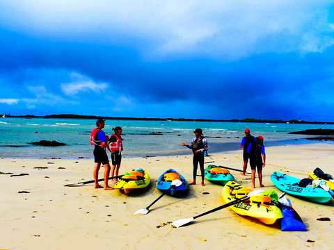 Aventura en Kayak en Puerto Villamil- Galápagos
