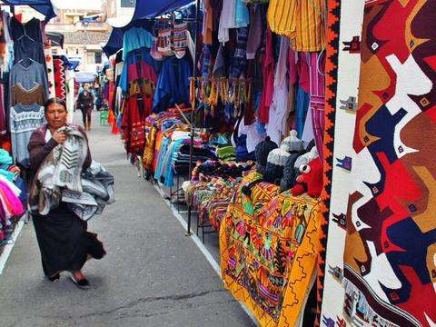 Excursión Al Mercado de Otavalo