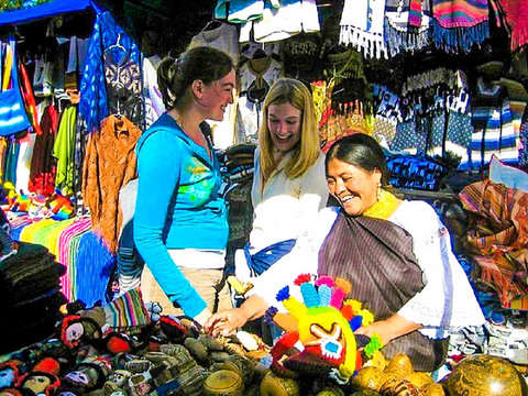 Excursion Al Mercado de Otavalo y Sus Alrededores